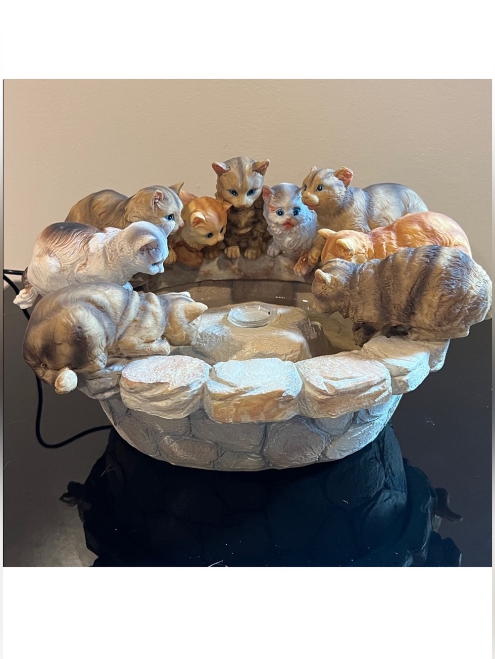 Vintage Cat Figurine Water Fountain with Adorable Cats Around It. Working. Heavy
